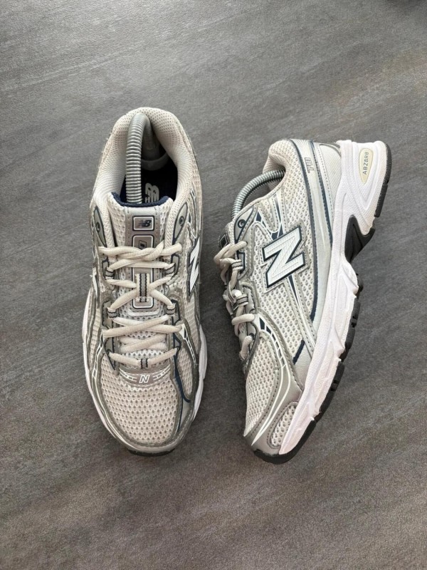 New balance 740 - taille 39 2