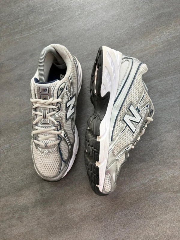 New balance 740 - taille 39 2
