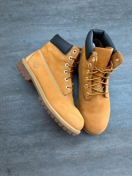 Boots Timberland Premium 6-inch ( taille 40 )