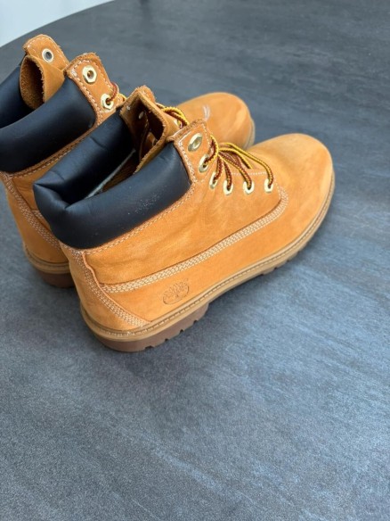 Boots Timberland Premium 6-inch ( taille 40 )