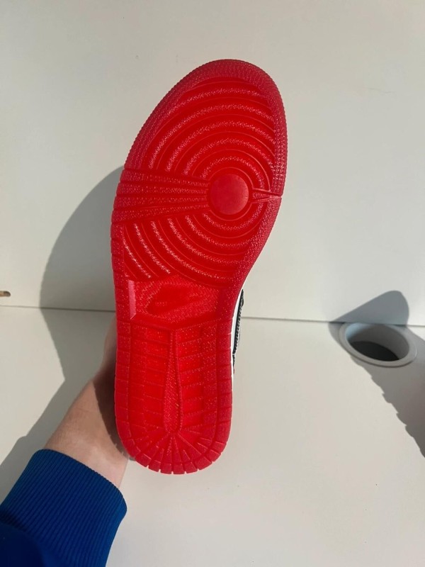 Nike Air Jordan 1 High Spider-man across the spider-verse 2