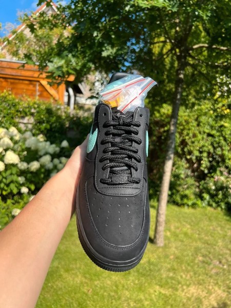 Nike Air Force 1 X Tiffany & Co 1837