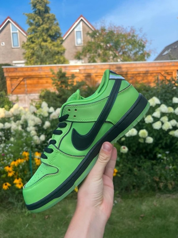 Nike SB Dunk Low Powerpuff Girls Buttercup 2