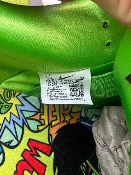 Nike SB Dunk Low Powerpuff Girls Buttercup
