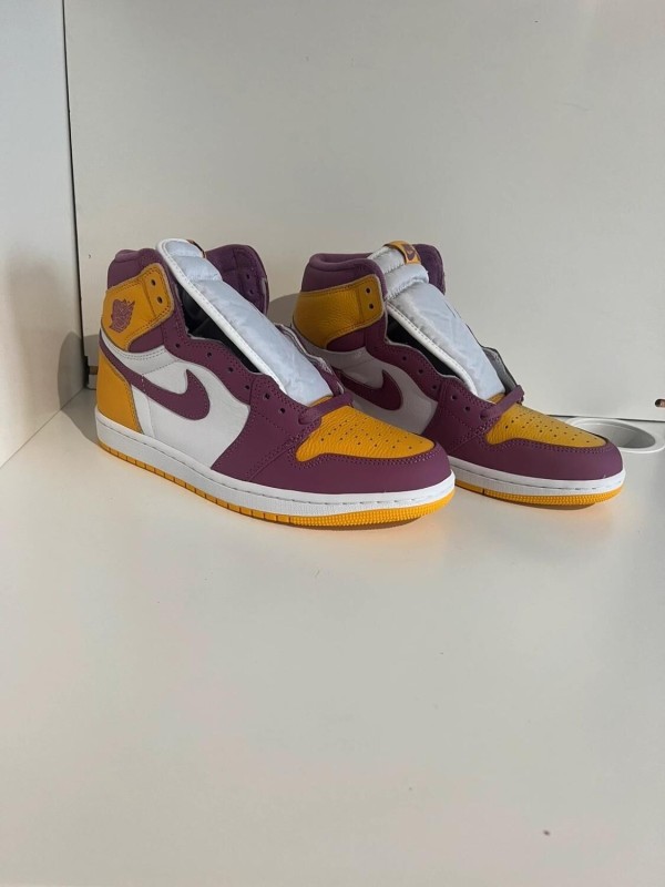 Nike Air Jordan 1 High Brotherhood 2