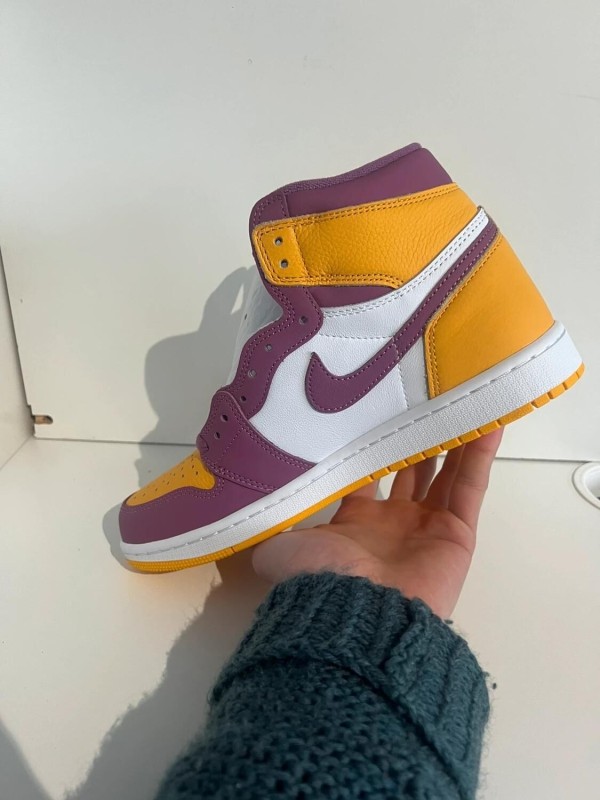 Nike Air Jordan 1 High Brotherhood 2