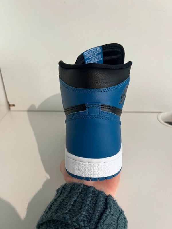 Nike Air Jordan 1 High Dark Marina Blue 2