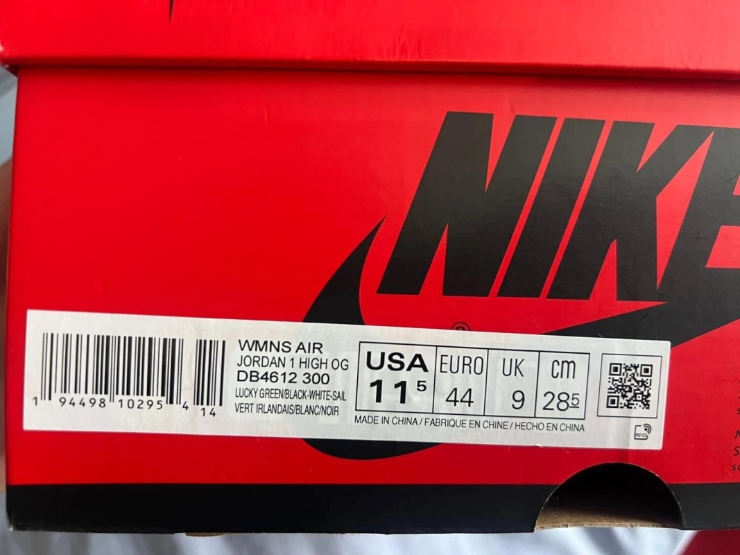 Nike Air Jordan 1 Lucky Green (W) 2