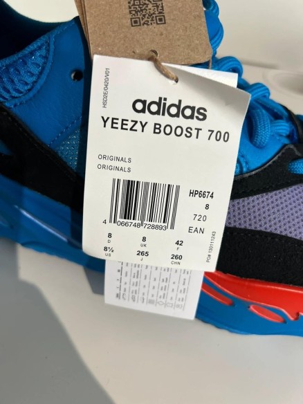Yeezy Boost 700 Hi-Res Blue