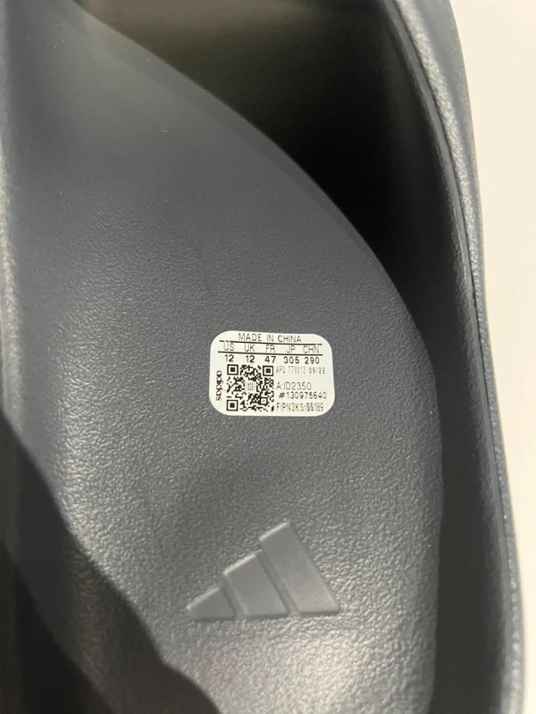 Yeezy Slide Slate Grey (ID2350) 2