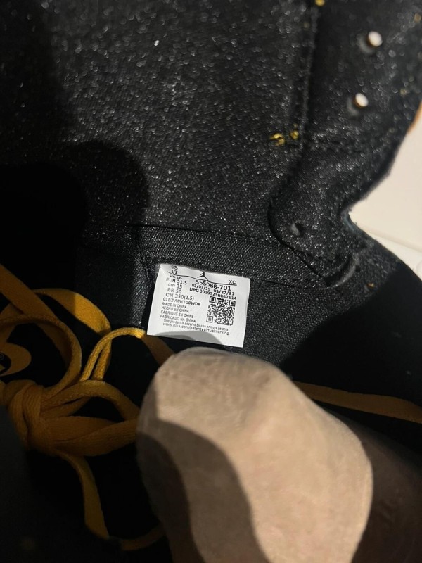Nike Air Jordan 1 High Pollen 2
