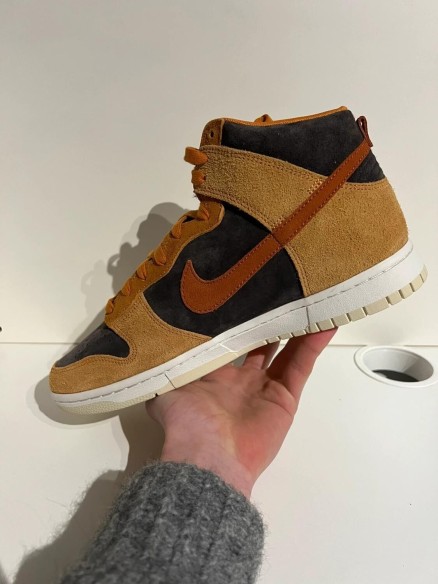 Nike Dunk High Dark Russet
