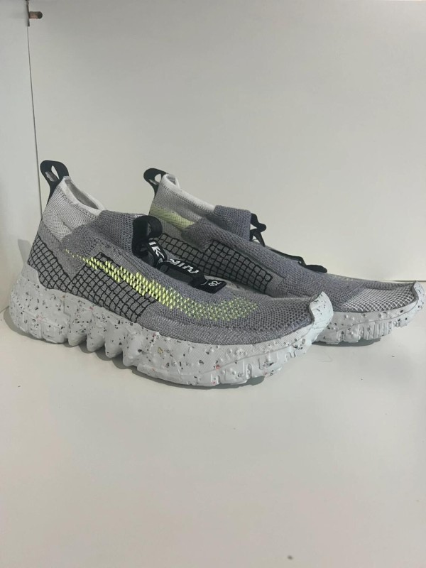 Nike Space Hippie 02 Grey Volt 2