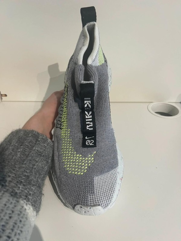 Nike Space Hippie 02 Grey Volt 2