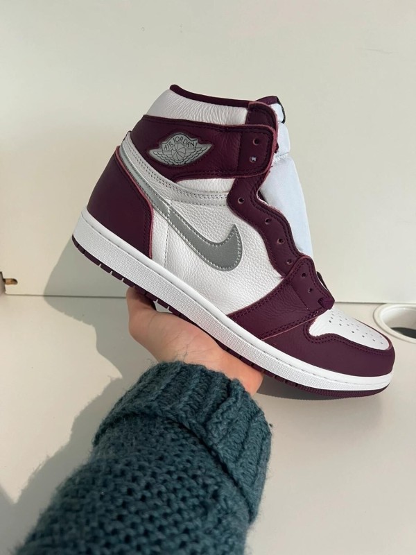 Nike Air Jordan 1 High Bordeaux