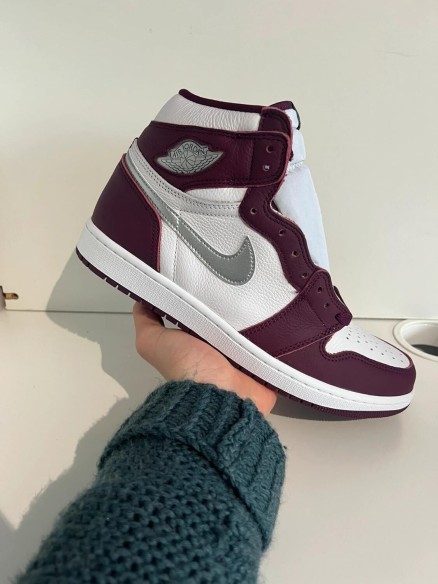 Nike Air Jordan 1 High Bordeaux