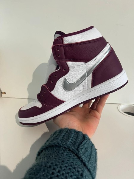 Nike Air Jordan 1 High Bordeaux