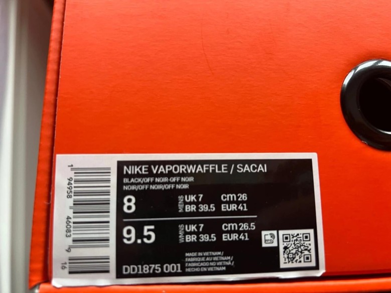 Nike Sacai Vaporwaffle Black Gum