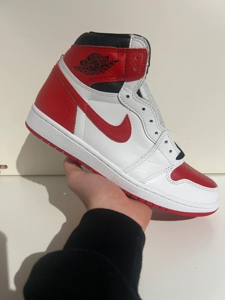 Nike Air Jordan 1 High Heritage