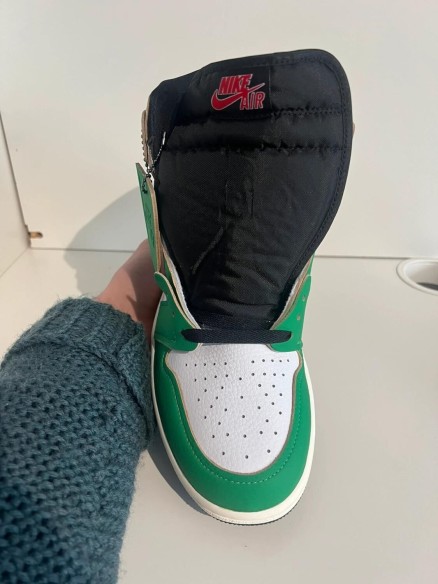 Nike Air Jordan 1 High Lucky Green (W)
