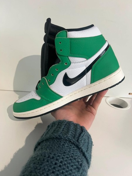 Nike Air Jordan 1 High Lucky Green (W)