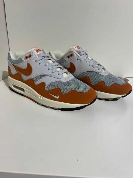 Nike Air Max 1 Patta Monarch (with bracelet)