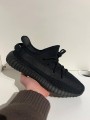 Yeezy 350 V2 Onyx