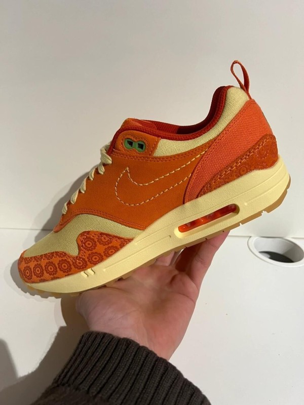 Nike Air Max 1 Somos Familia 2