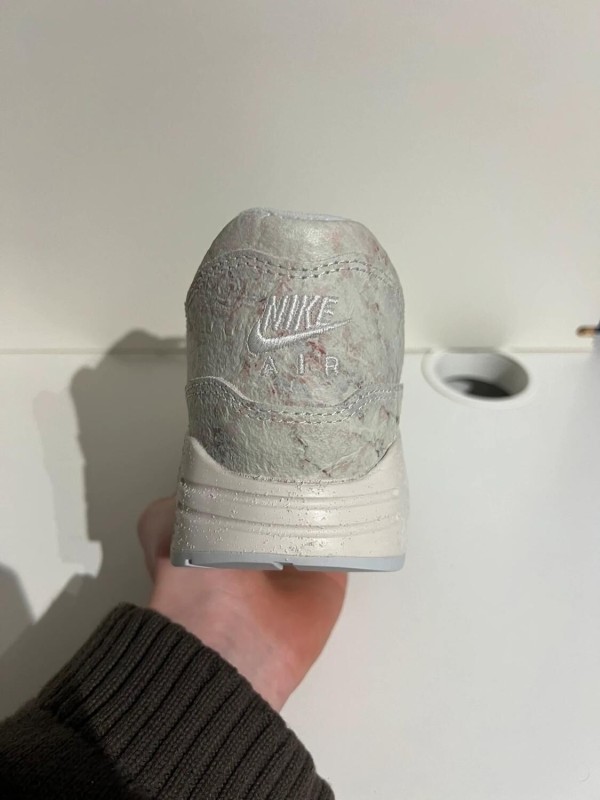 Nike Air Max 1 '86 Museum Masterpiece 2