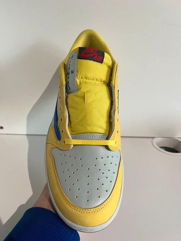 Nike Air Jordan 1 Low Travis Scott Canary 2
