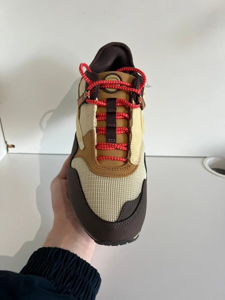 Nike Air Max 1 Travis Scott Baroque Brown