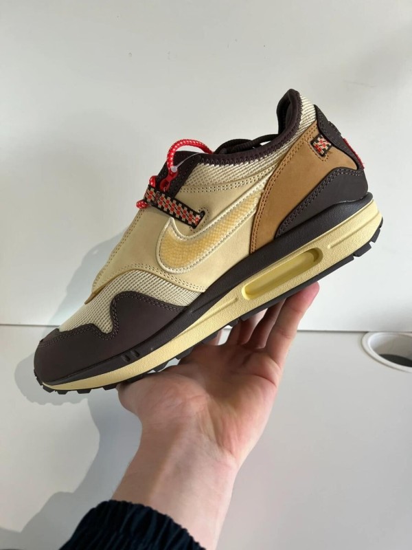 Nike Air Max 1 Travis Scott Baroque Brown 2
