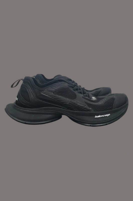 Balenciaga Circuit Black taille 41