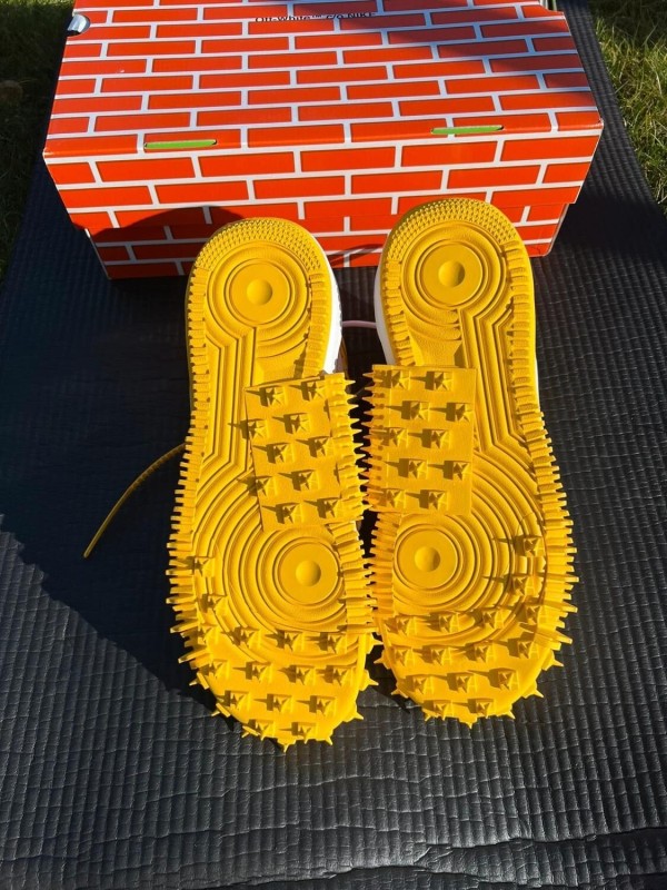Nike Air Force 1 Mid Off-White Varsity Maize 2