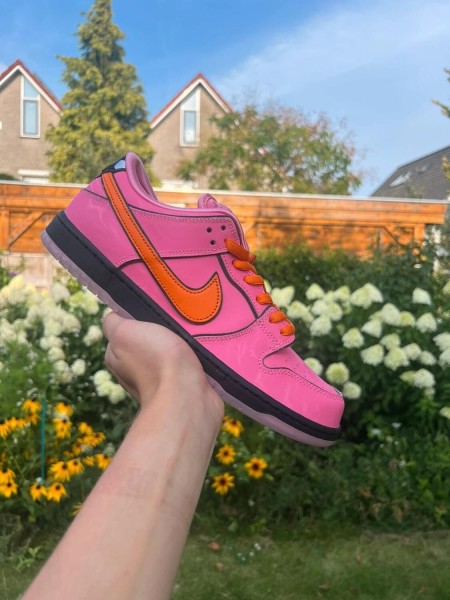Nike SB Dunk Low Powerpuff Blossom