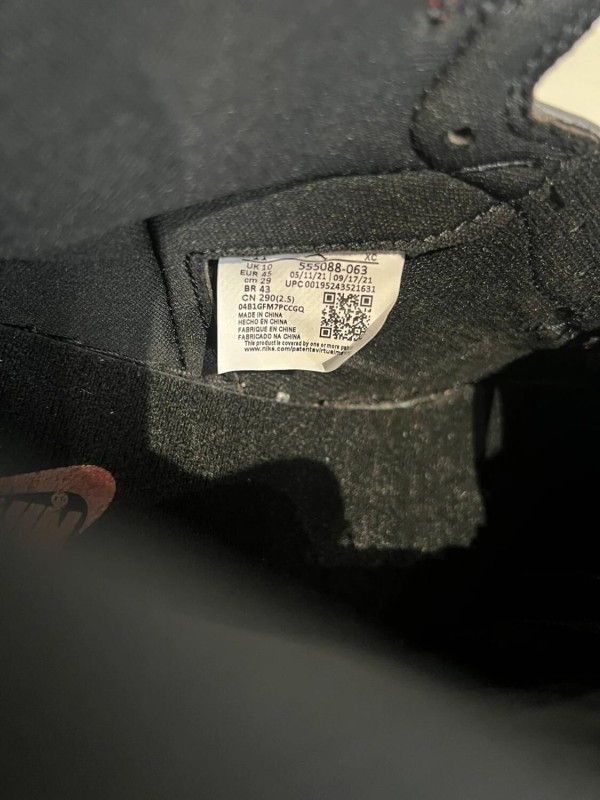 Nike Air Jordan 1 High Patent Bred 2