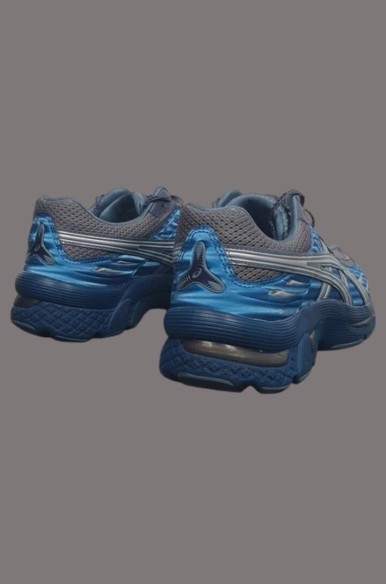 Asics Kiko Kostadinov Gel Flammae taille 41,5