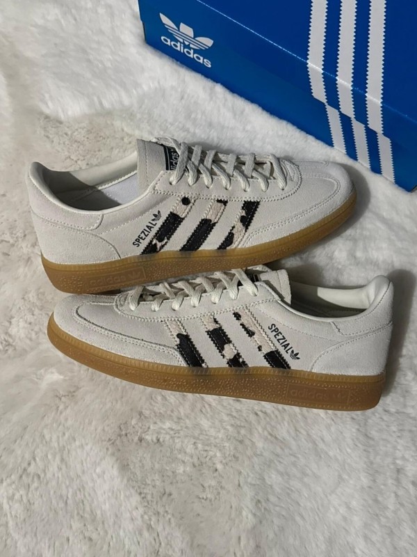 Adidas Handball Spezial 'Animal Stripes - Off White' 39