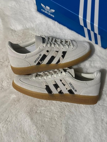Adidas Handball Spezial 'Animal Stripes - Off White' 39