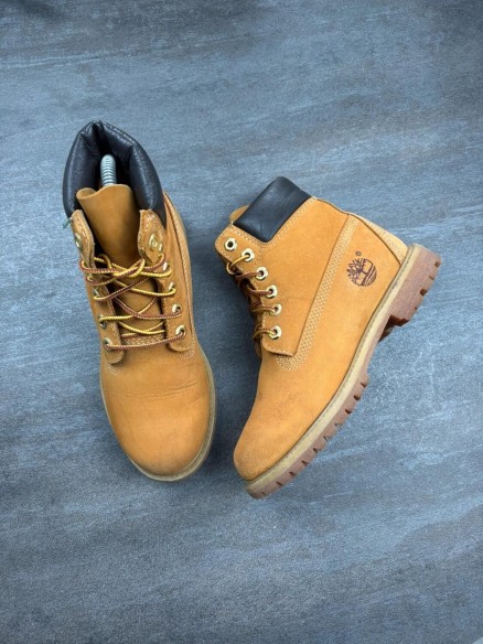 Boots Timberland Premium 6-inch ( taille 37 )