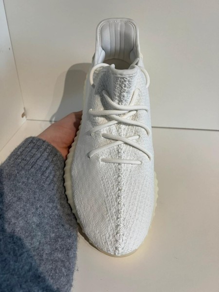 Yeezy 350 V2 Cream