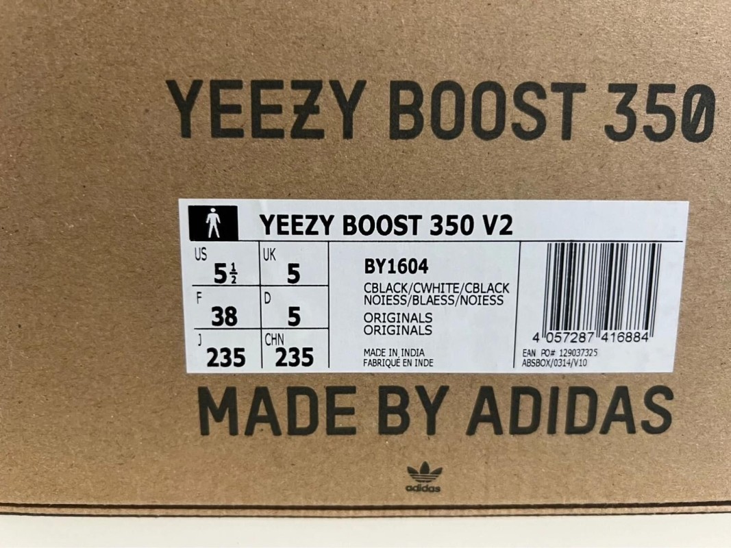 Yeezy 350 V2 Oreo 2
