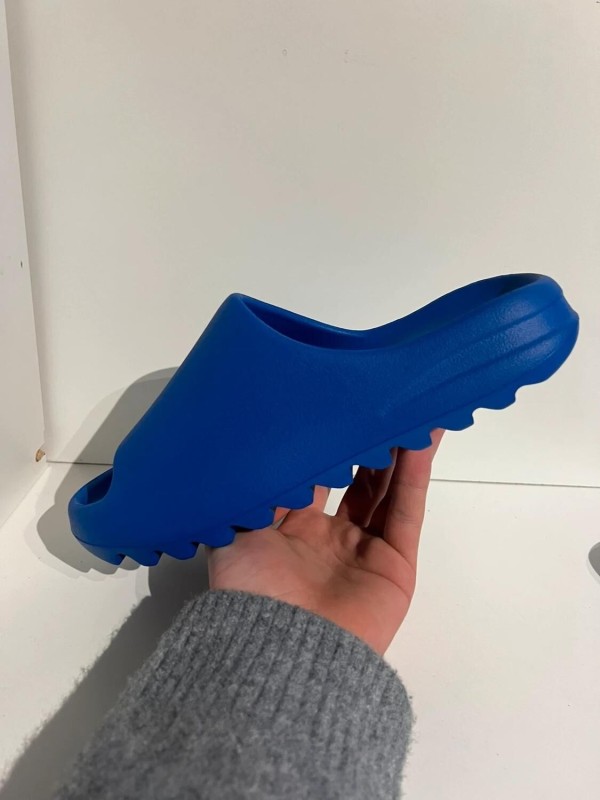 Yeezy Slide Azure 2