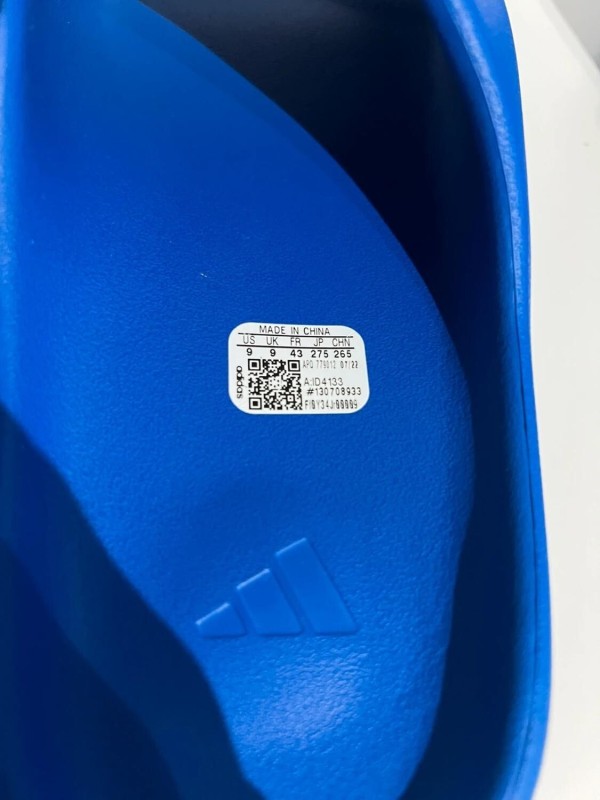Yeezy Slide Azure 2