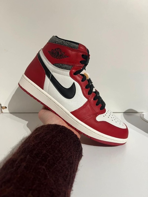 Nike Air Jordan 1 High Lost and Found