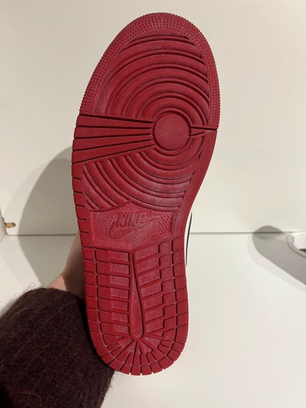 Nike Air Jordan 1 High Lost and Found 2