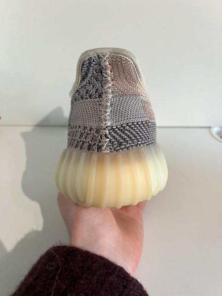 Yeezy 350 V2 Ash Pearl