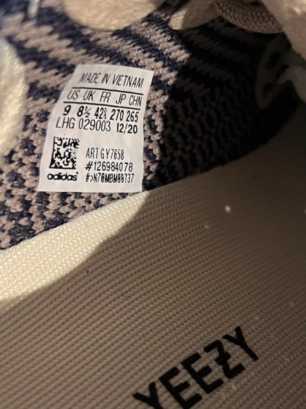 Yeezy 350 V2 Ash Pearl