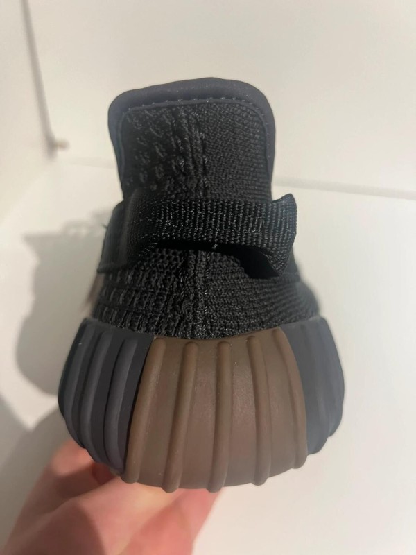 Yeezy 350 V2 Cinder 2