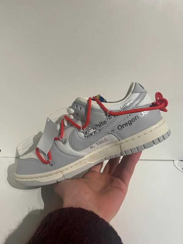 Nike Dunk Low x Off-White lot 23 2